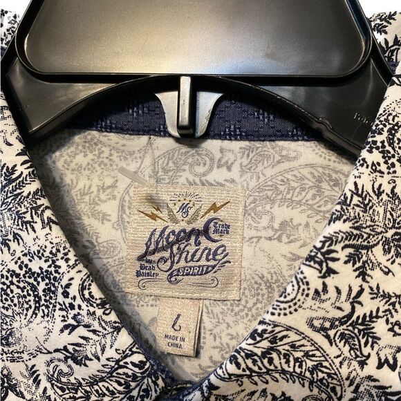 Moon Shine navy white paisley print button pockets covered snaps brand new - Picture 3 of 3